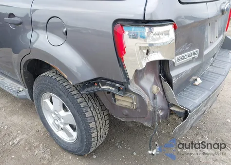 2011 Ford Escape Xlt из США, поврежденный, VIN 1FMCU9D73BKA87277